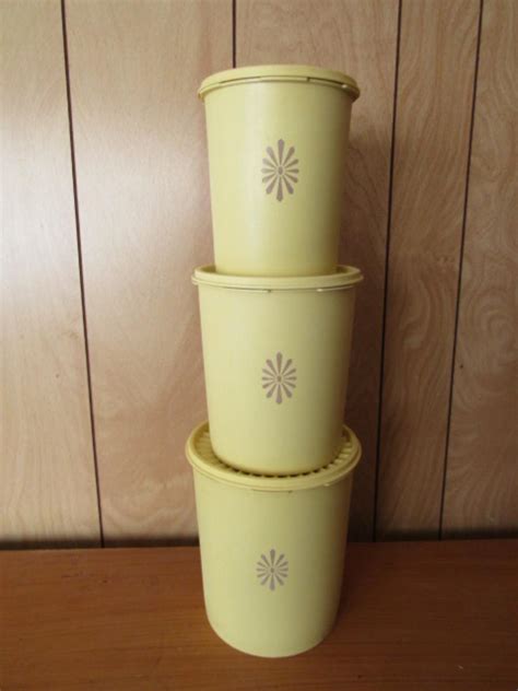 Vintage Tupperware Canisters Estatesales Org