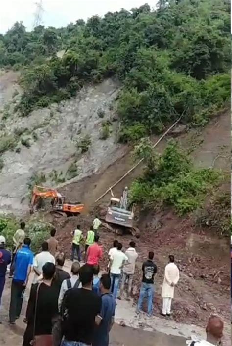 लैंडस्लाइड के कारण कालका शिमला हाईवे बंद उत्तराखंड में भी भारी बारिश