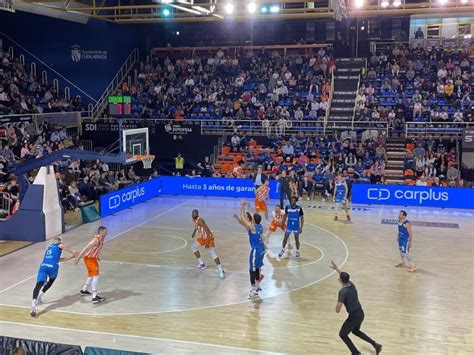 El Fuenlabrada Sorprende Al L Der Leyma B Squet Coru A Con Una Victoria