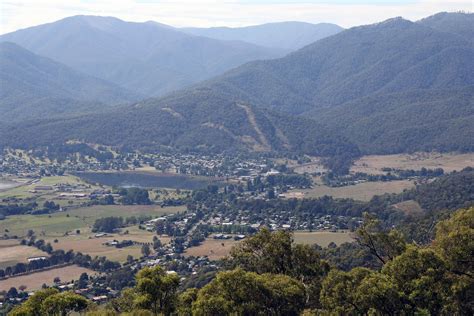 Elevation Of 20 Mountain Ave Mount Beauty Vic Australia Topographic