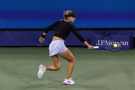 Deadspin WTA Roundup Anna Kalinskaya Rallies At Ningbo Open