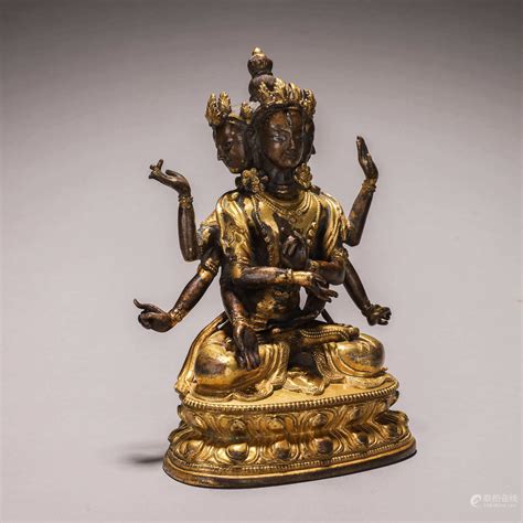 51BidLive A Gilding Copper Eight Armed Guanyin Bodhisattva Statue