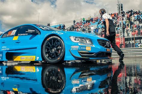 Volvo Polestar Racing celebrates strong first STCC season half ...