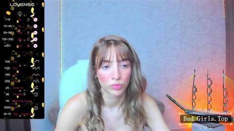 Skinny Big Ass But Small Tits Hot Brunette Babe Show