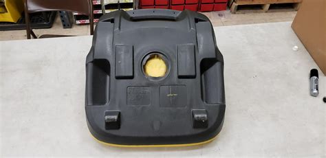 Used John Deere Seat Auc13500 Greencountryparts