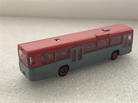 Herpa 846003 MAN SÜ 240 Bus Stadtbus rot grau im Maßstab 1 87 H0 HO