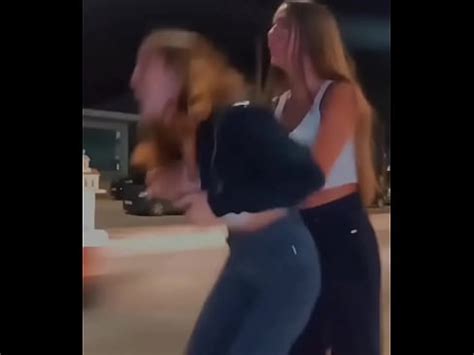 Lesbianas En La Calle XVIDEOS