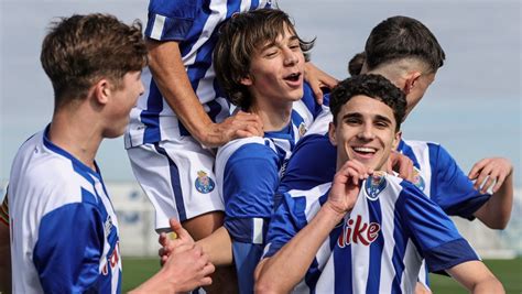 Fc Porto Futebol Sub Fc Porto Mant M Pleno De Triunfos Na Fase