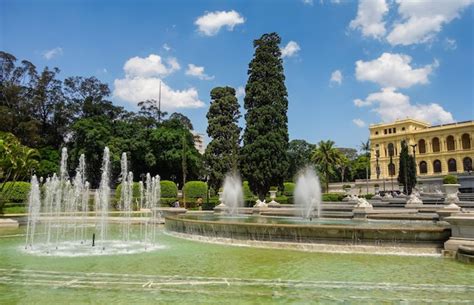 Premium Photo Sao Paulo Brazil Facade And Fountain Of Historic