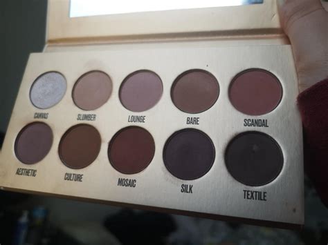 MAKEUP OBSESSION PALETA CIENI DO POWIEK NUDE IS THE NEW NUDE 10x1 3G