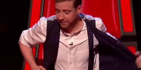 The Voice Uk Wait Does Ricky Wilson Have Secret Psychic Waistcoat Powers