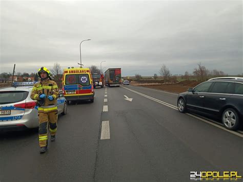 Dwie osoby poszkodowane w zderzeniu pojazdów w powiecie nyskim Wiadomości