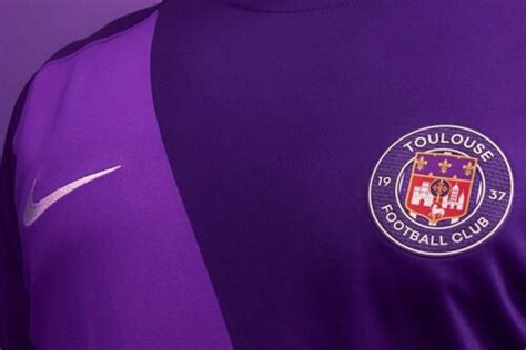 Toulouse Fc D Couvrez Le Tout Nouveau Maillot Domicile Du T F C Le