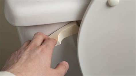 How To Flush A Toilet With A Broken Handle (3 Easy Ways)