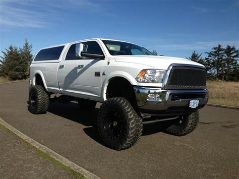 Lets See Those White 4th Gen Crew Cabs With Black Wheels Page 3