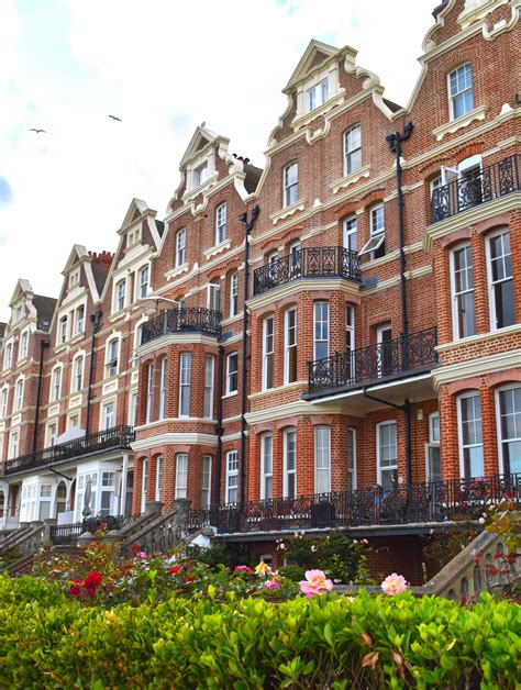 Conveyancing Solicitors London - Starck Uberoi Solicitors & Advocates