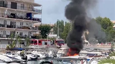 Dos heridos con quemaduras al explotar el depósito de un barco en Jávea