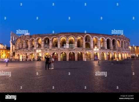 Italy Verona The Arena Di Verona A Roman Amphitheatre At Dusk With