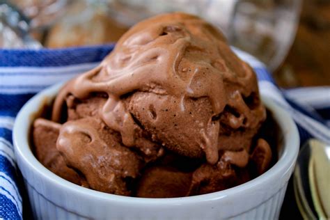 Chocolate Pudding Ice Cream (V + GF) - Bad to the Bowl