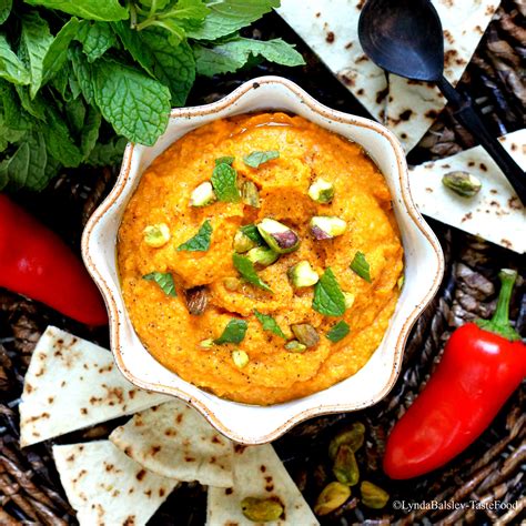 Roasted Carrot Hummus – TasteFood