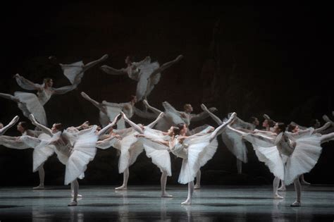 Mariinsky Ballet – La Bayadѐre – Washington – DanceTabs