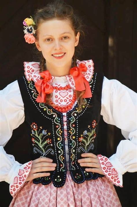 Lachy Sądeckie southern Poland Source Polish Folk Costumes