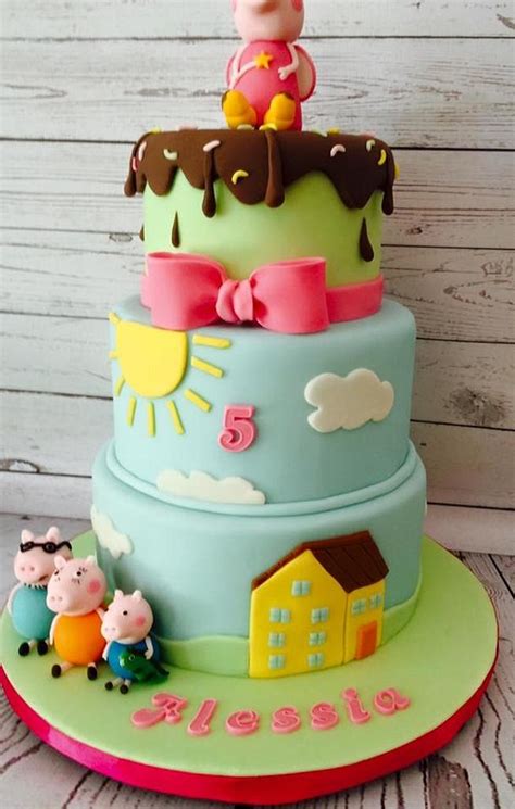 Peppa Pig & Family - Cake by Sweet Cakes - CakesDecor