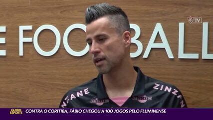 Fábio elege as cinco melhores defesas pelo Fluminense em 100 jogos