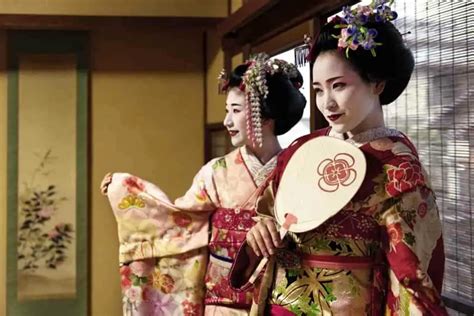 Maiko Vs Geisha Compared: What Are the Differences? – YouGoJapan