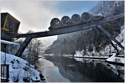 Neue Stoosbahn Steilste Standseilbahn Der Welt Mit Bahnbilder De