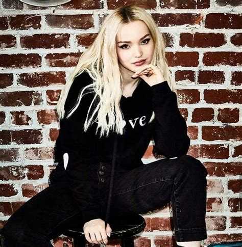 Pin By Destiny On Dove Cameron Fashion Style Dove Cameron