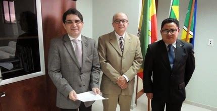 Presidente Do TRE AP Empossa Novo Desembargador Substituto Da Corte