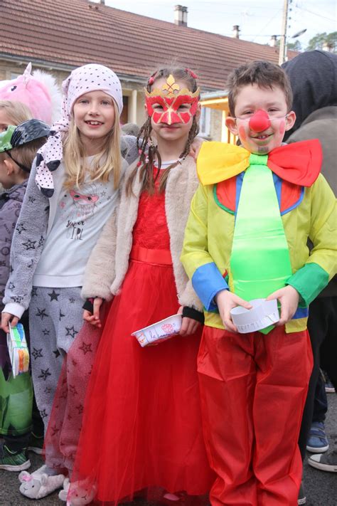 LONS LE SAUNIER Un défilé haut en couleurs pour Carnaval à Bernard Clavel