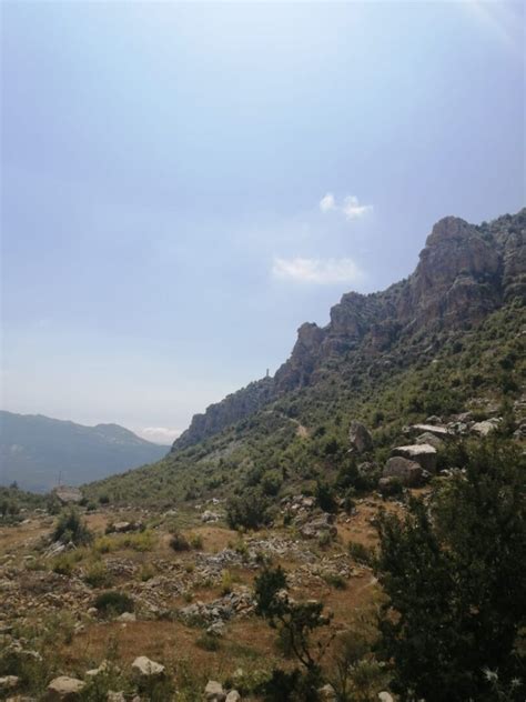 Hadath El Jebbeh To Hardine Hiking Trail Lebanon Tourism Guide