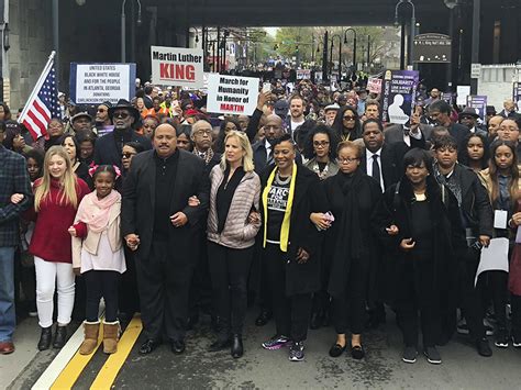 Crowds mark 50 years since MLK funeral