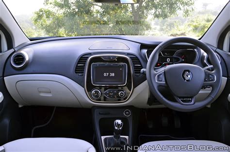 Renault Captur test drive review dashboard