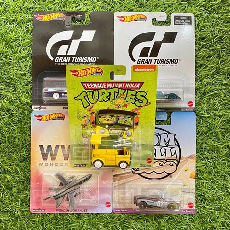 Hot Wheels Premium Retro Entertainment Wonder Women Jet Gumball 3000 Pagani Huayra Mazda