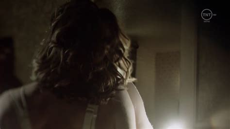 Naked Antje Traue In Weinberg