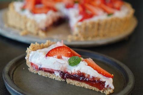 Recette De La Tarte Aux Fraises Sans Cuisson Hervecuisine