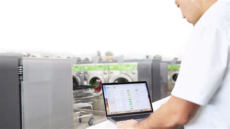 Technology & Laundromats: How Tech is Changing the Laundromat ...