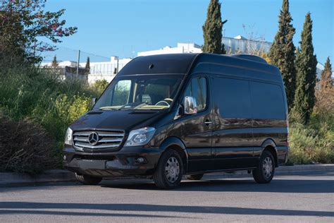 Mercedes Benz Sprinter - Luxury Auto Link