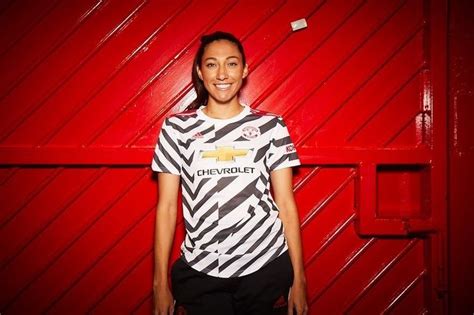 Christen Press Manchester United | Womens soccer, Womens football ...