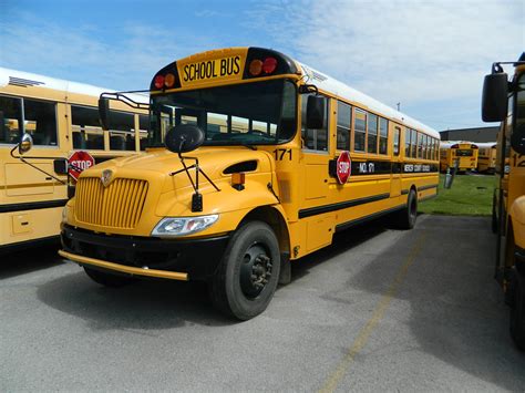 Mercer County Schools 171 Bus Lot Harrodsburg Ky Flickr