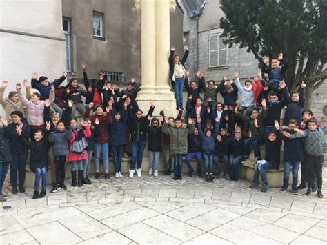 Journ E Jeunesse La Basilique Saint Martin Ogec Ste Clotilde St