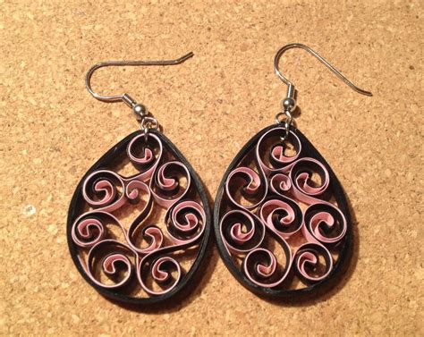 Black Pink Quilled Earrings Dise O De Filigrana Dise O De Joyas