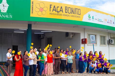 Rede Tiradentes Ato simbólico reforça o combate ao abuso e à