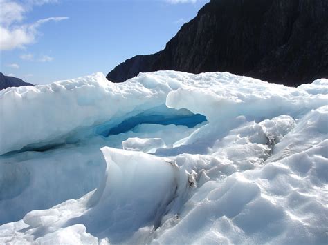 Ice Cave On Franz Josef Glacier Running Water And Sun Caus Flickr