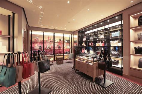 Luxury Bag Shop Singapore Map Paul Smith