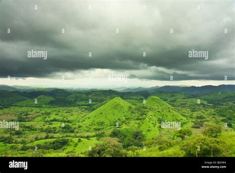 Cameroon Mountain Stock Photos & Cameroon Mountain Stock Images - Alamy