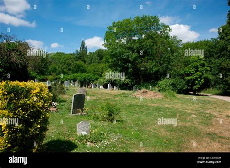 Nunhead London Hi Res Stock Photography And Images Alamy